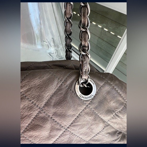 Chanel two tone quilted leather bowling bag - Picture 5 of 12